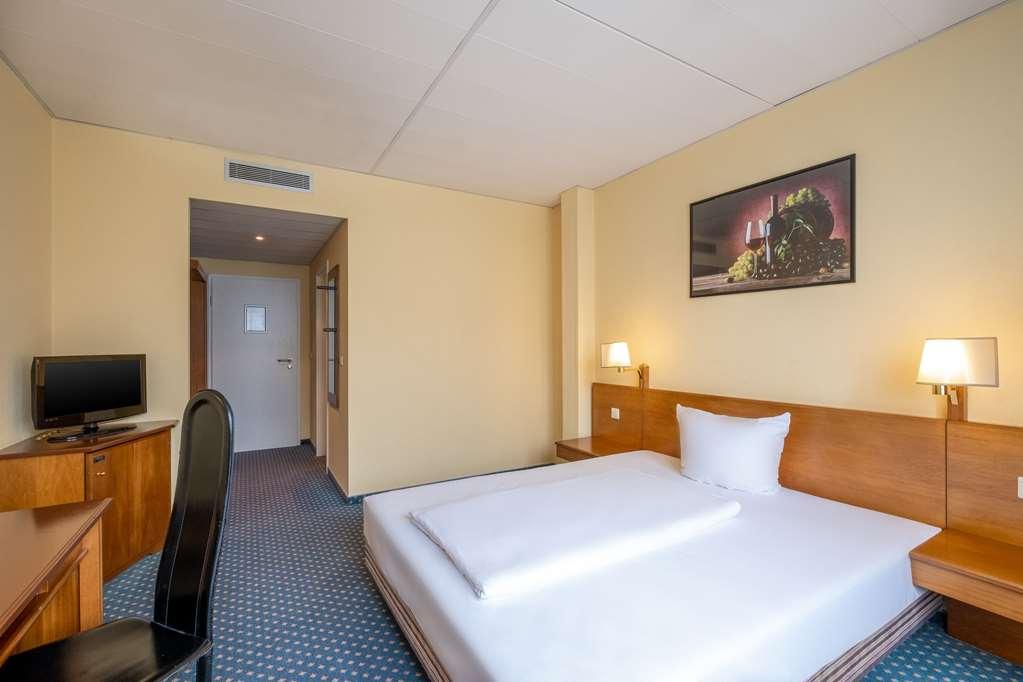 Quick Hotel Dresden West Kesselsdorf Oda fotoğraf